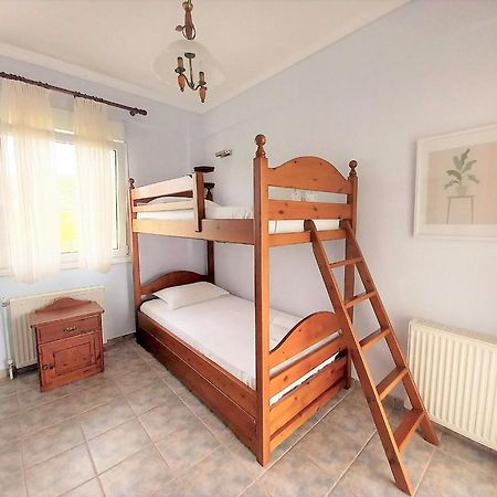 Villa Di Costa Неа Скиони Екстериор снимка