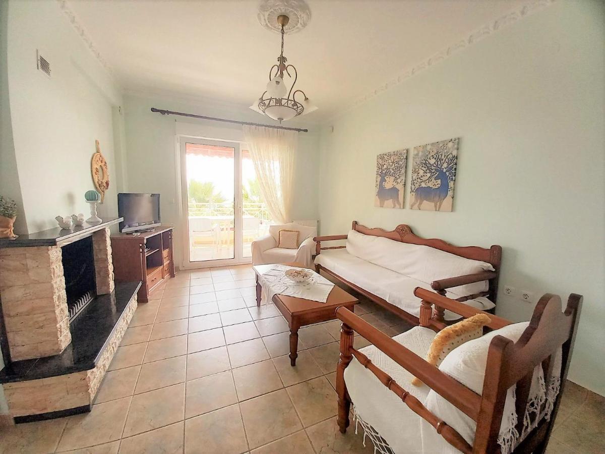 Villa Di Costa Неа Скиони Екстериор снимка