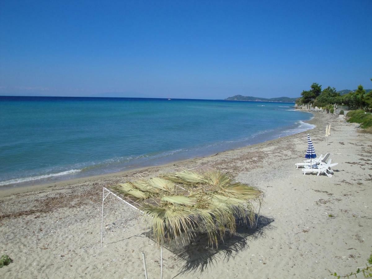 Villa Di Costa Неа Скиони Екстериор снимка