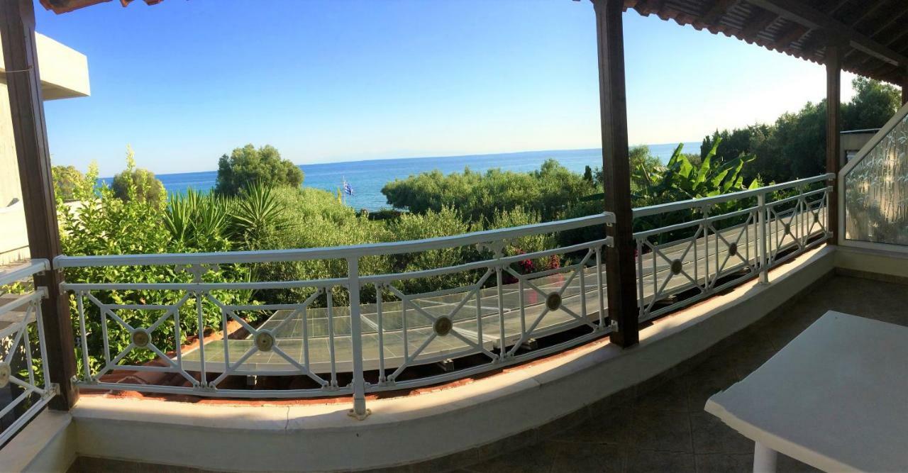 Villa Di Costa Неа Скиони Екстериор снимка